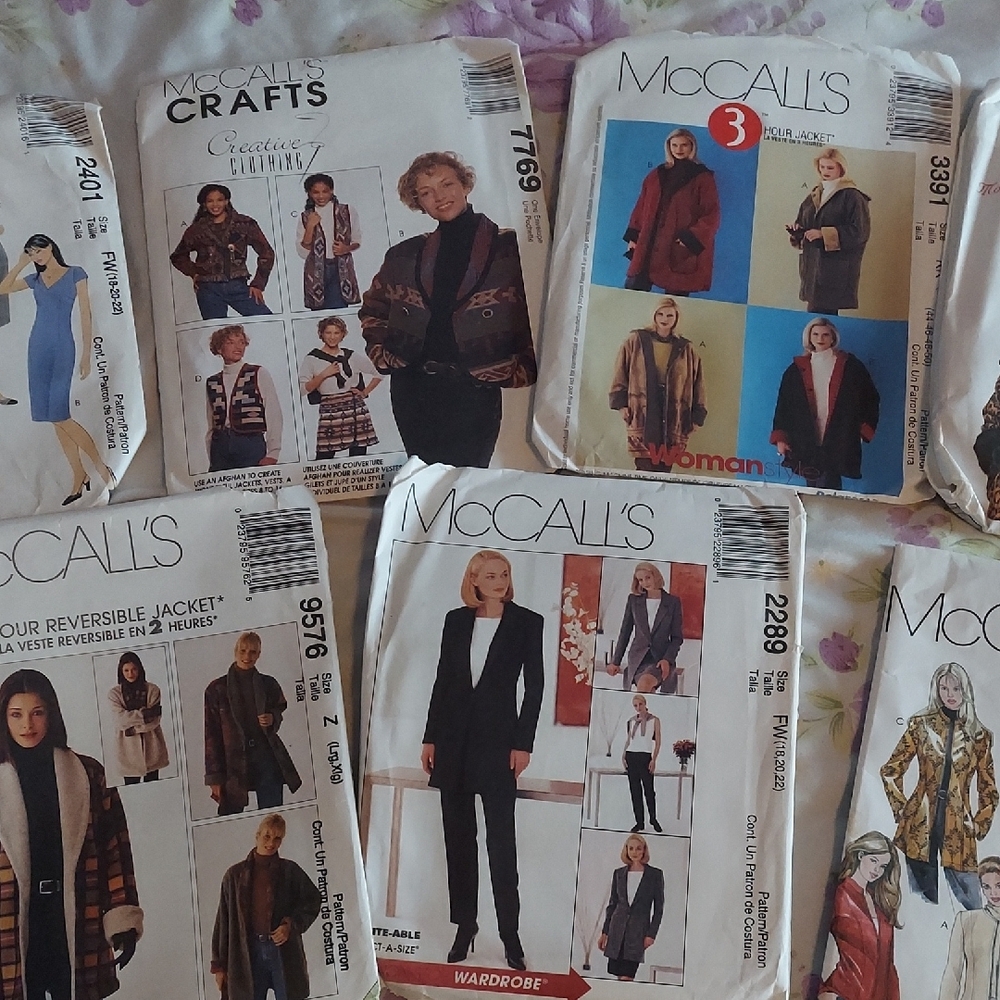 McCall's Vintage Sewing Pattern Collection. #1 - Picture 5 of 13